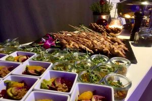 der blaue hummer-catering-Weihnachtsfeier Firma Dachser-buffet mit food